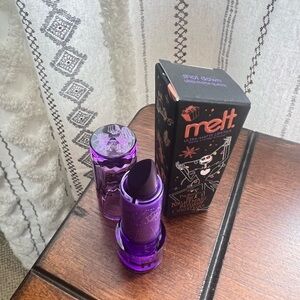 ⭐️NIB LIMITED EDITION MELT “nightmare before Christmas” lipstick…shot down⭐️